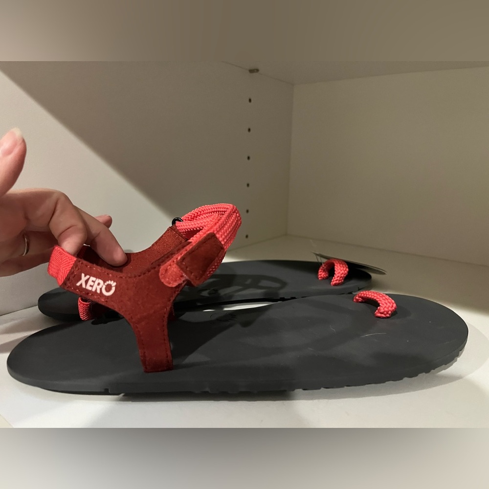 Xero Minimalist Sandals (Jessie) Pink and Red. Toe loop and ankle strap.